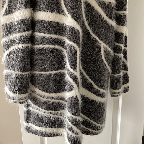 Alfani small open long cardigan black and white - Picture 4 of 14